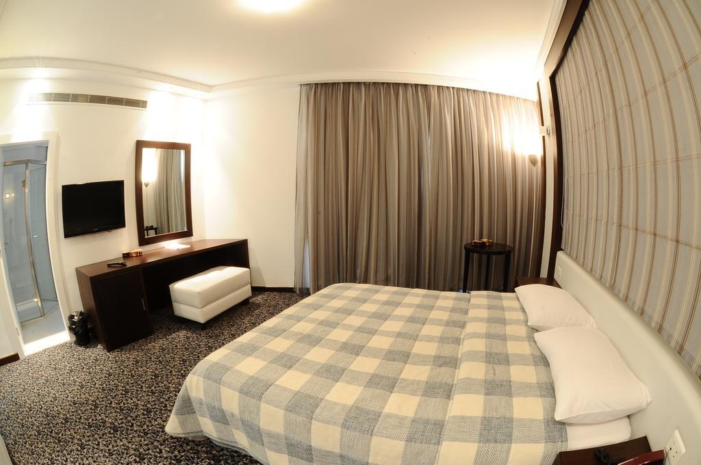Las Salinas Resort / Motel Anfah Exteriör bild